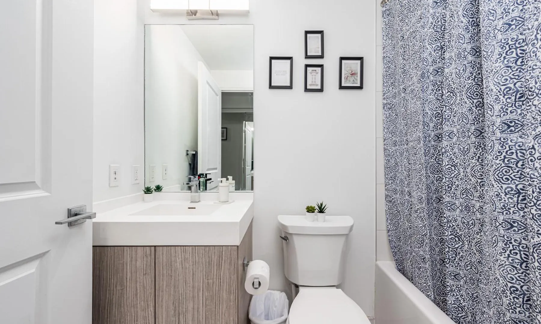 Toronto Garden Suites 公寓
