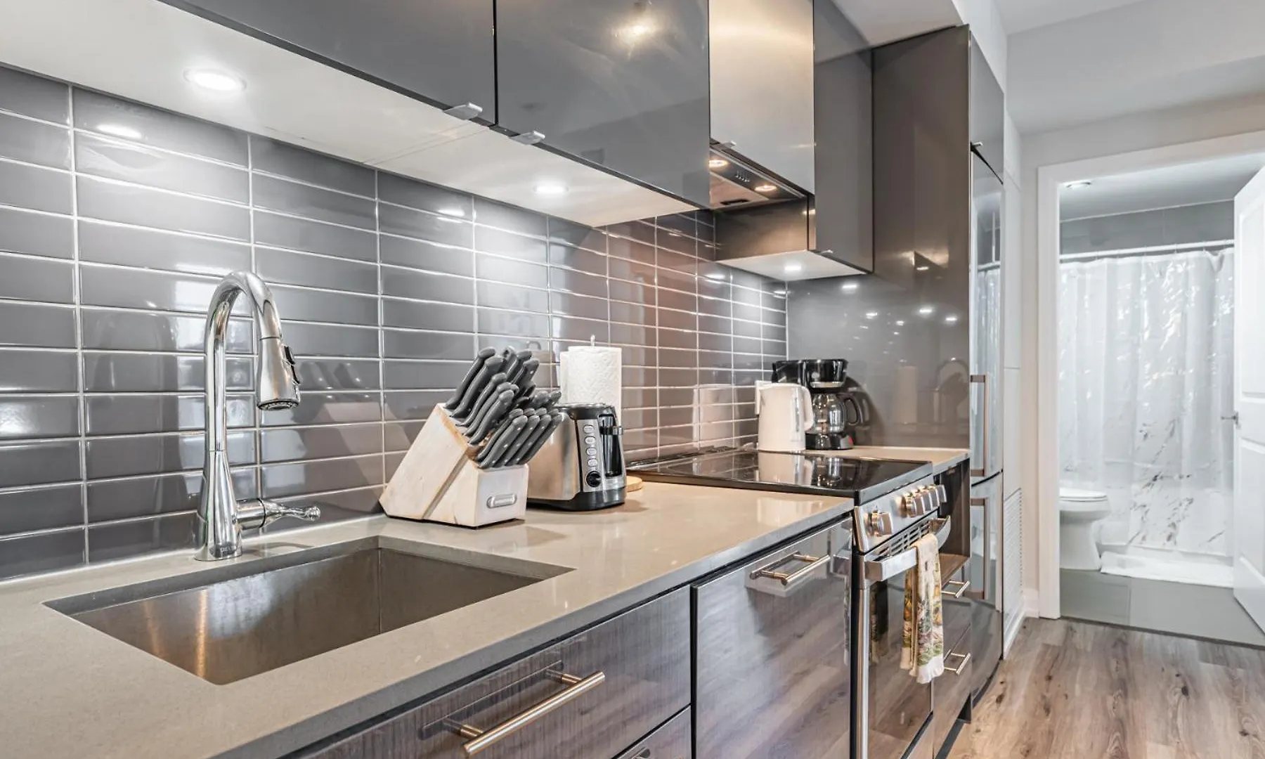 Toronto Garden Suites 公寓