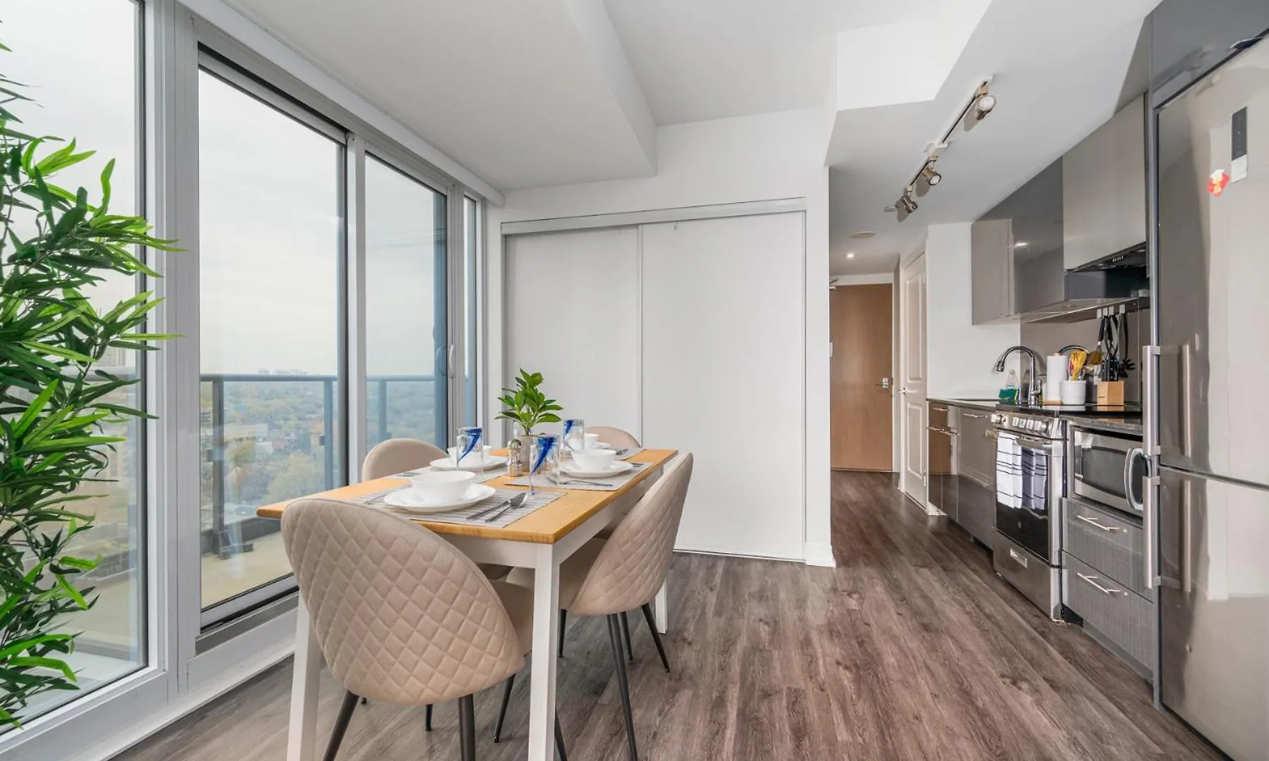 Toronto Garden Suites 公寓
