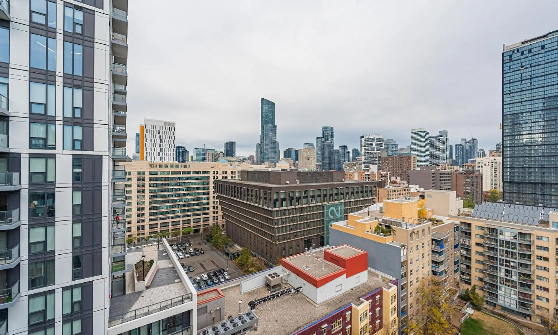 Toronto Garden Suites 公寓